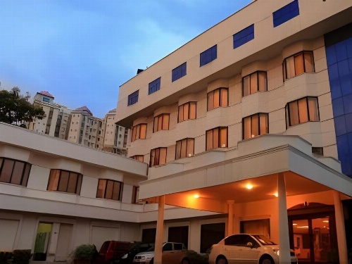 Edassery Mansion image 1