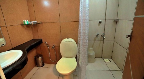 Edassery Mansion image 26